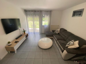 Apparemment T4 avec 3 chambres et terrasses